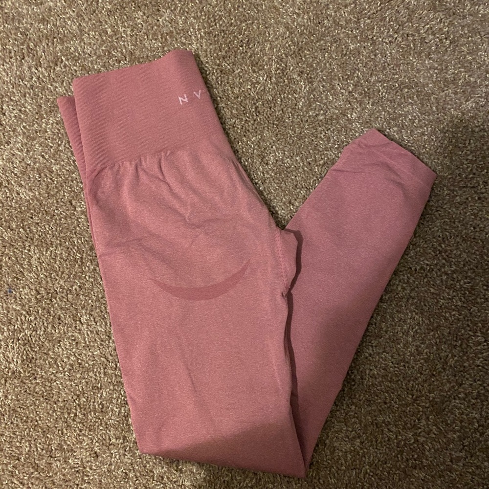 NVGTN leggings